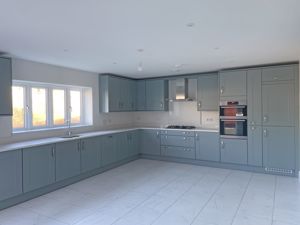 Photo 27- click for photo gallery